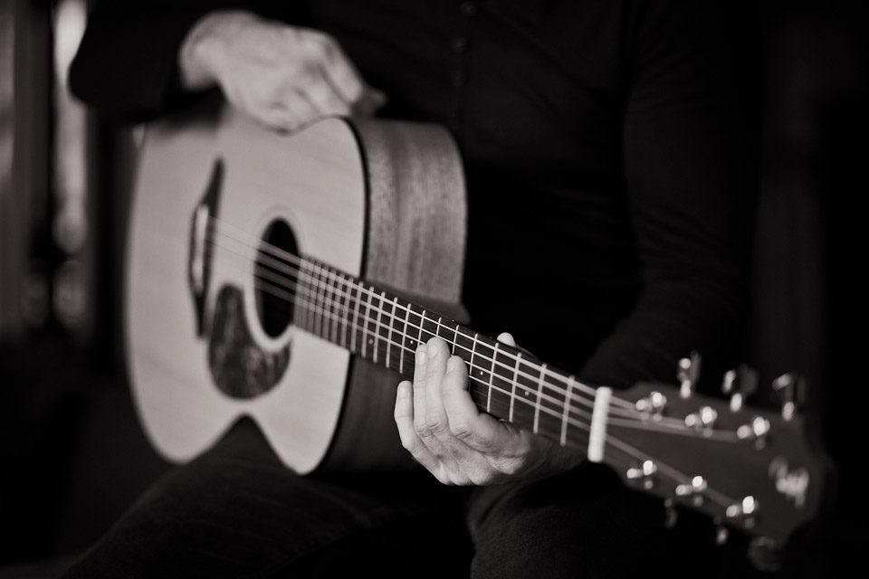 travel acoustic guitar